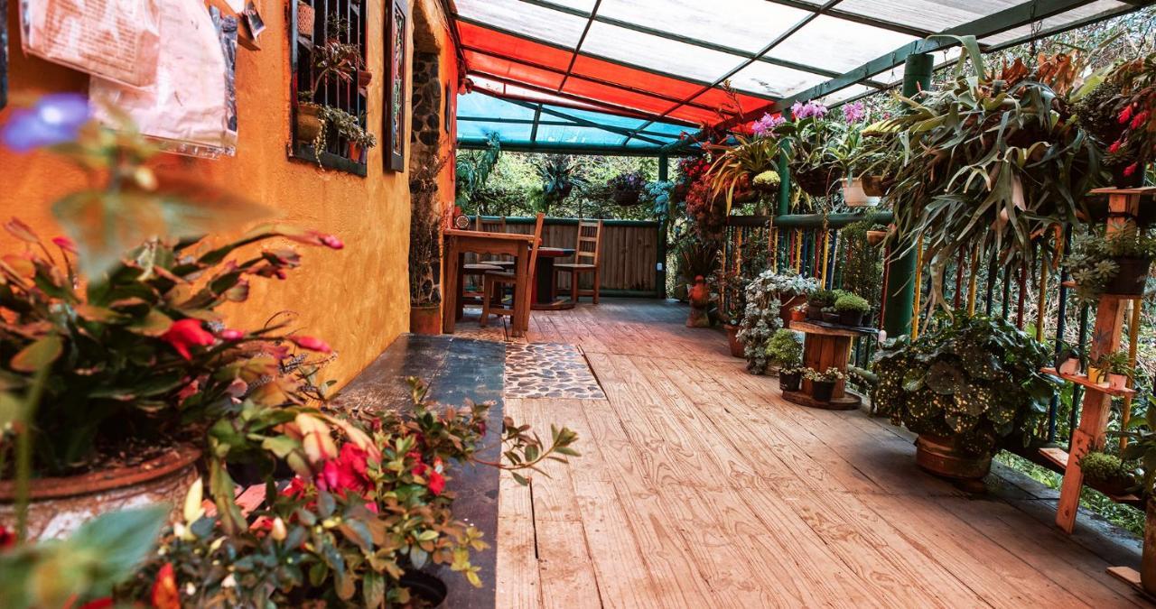 Hotel Guatape Adrianas Bambu Экстерьер фото