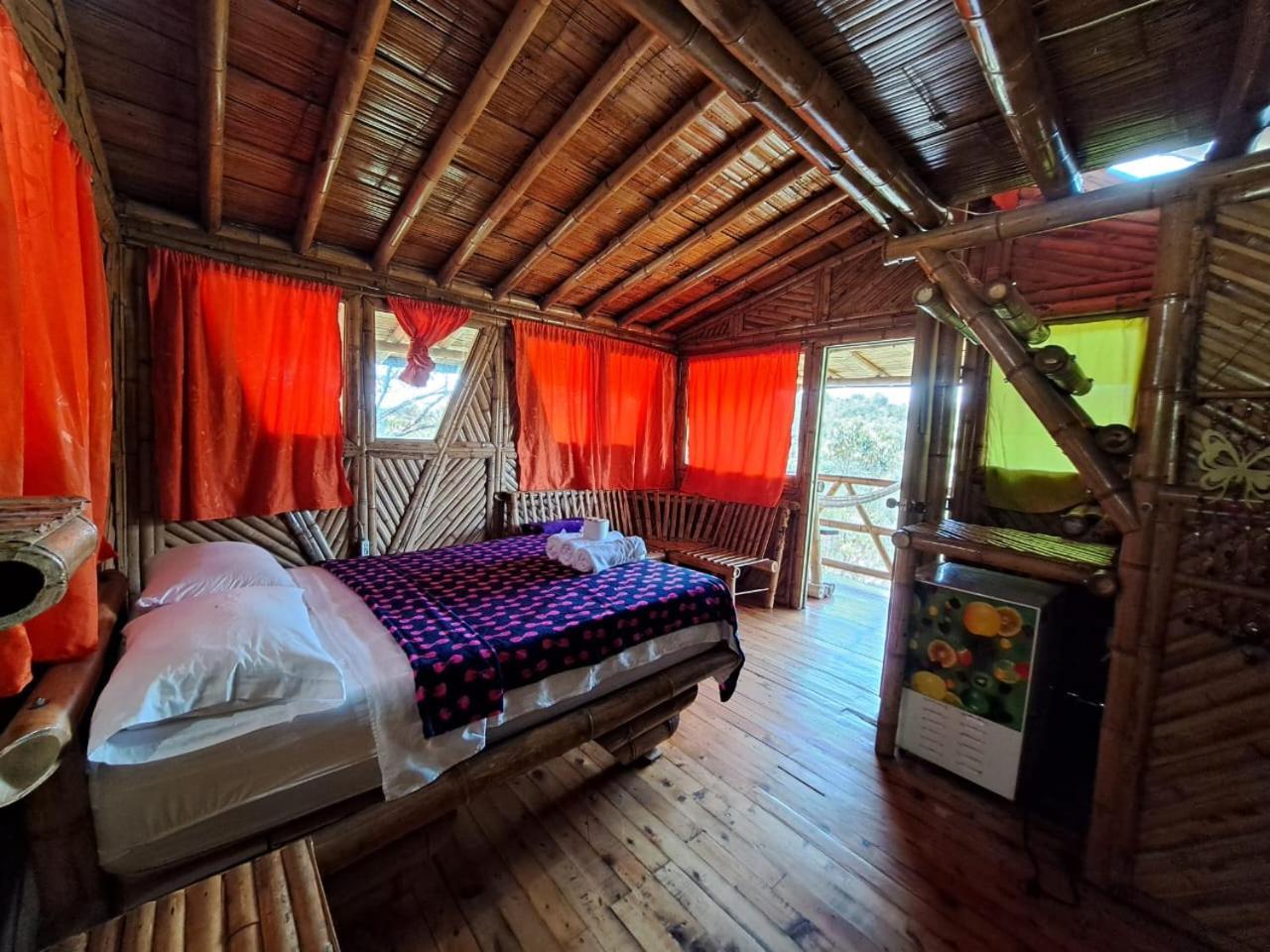 Hotel Guatape Adrianas Bambu Экстерьер фото