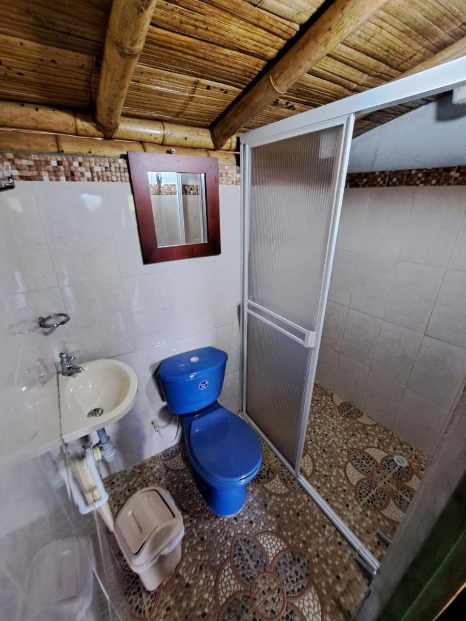 Hotel Guatape Adrianas Bambu Экстерьер фото